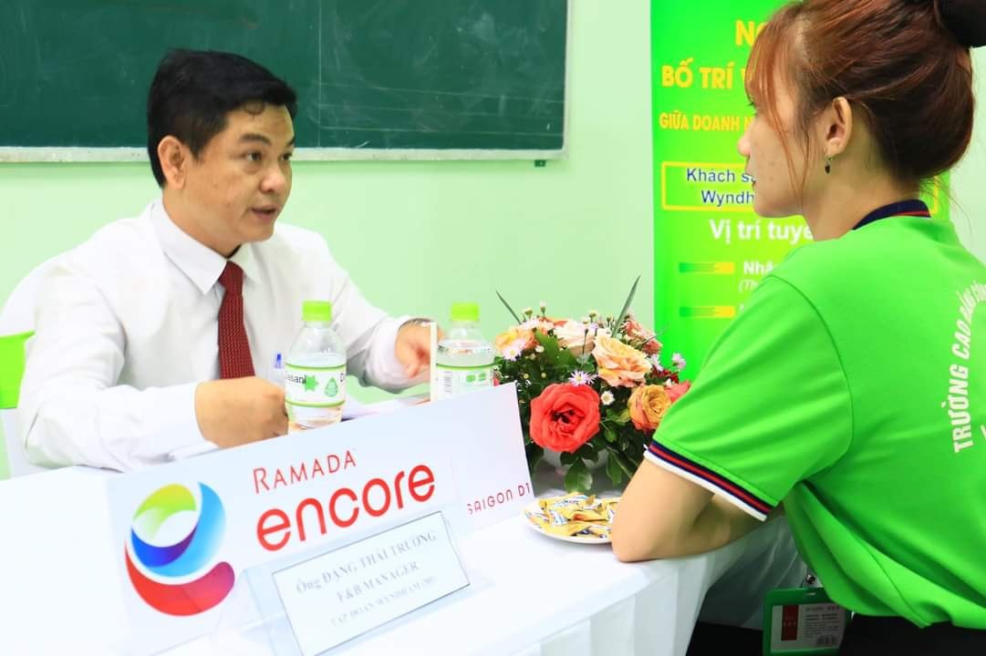 CHƯƠNG TRÌNH TỌA ĐÀM ĐỊNH HƯỚNG NGHỀ NGHIỆP SINH VIÊN K5, K6 TRƯỚC KỲ THỰC TẬP TỐT NGHIỆP 2023