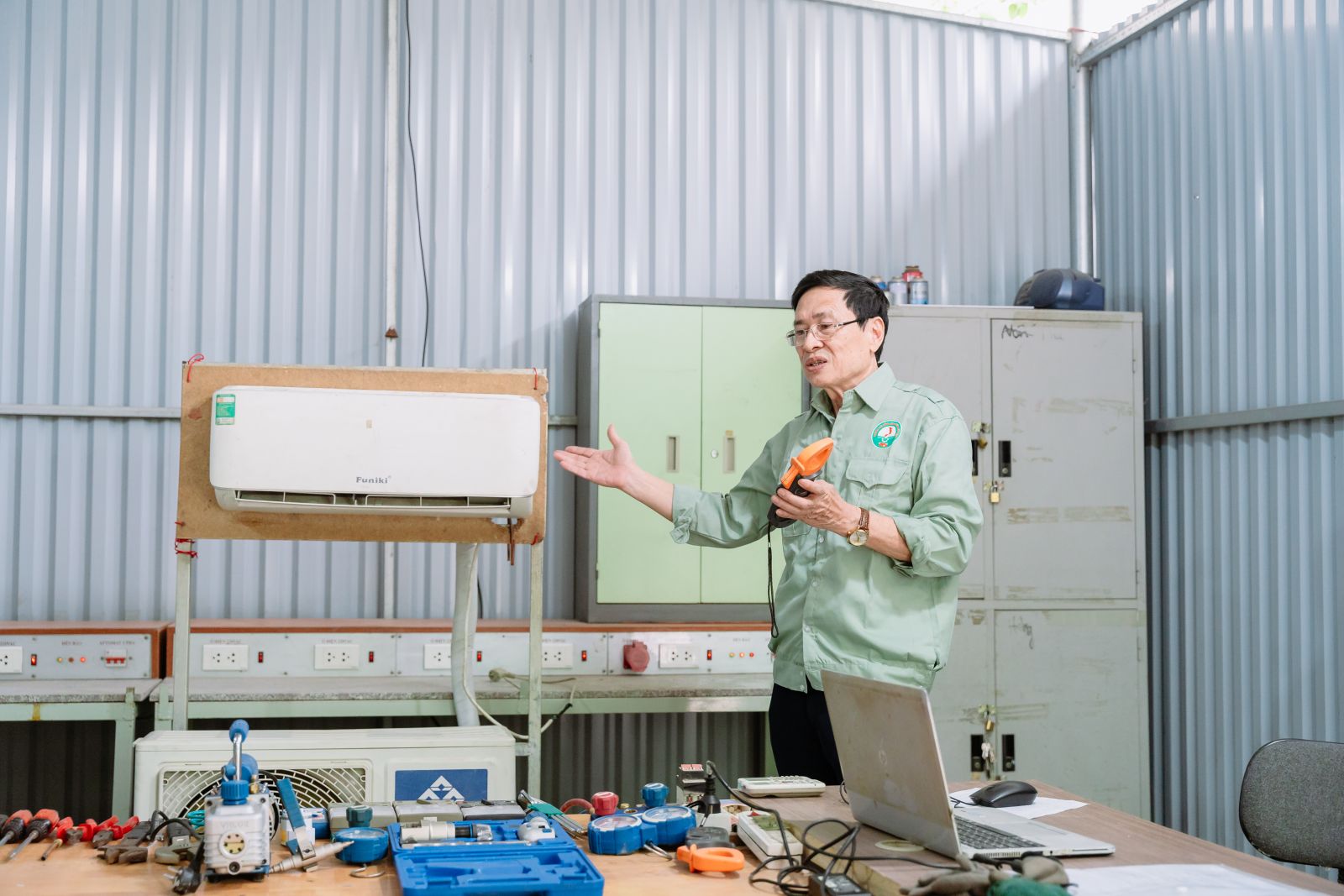 NGÀNH KỸ THUẬT MÁY LẠNH VÀ ĐIỀU HÒA KHÔNG KHÍ: HỌC GÌ, LÀM GÌ, HỌC Ở ĐÂU?